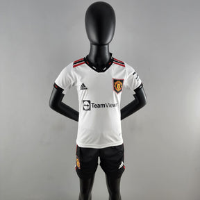 Conjunto Infantil Manchester United 2022/23 - Away