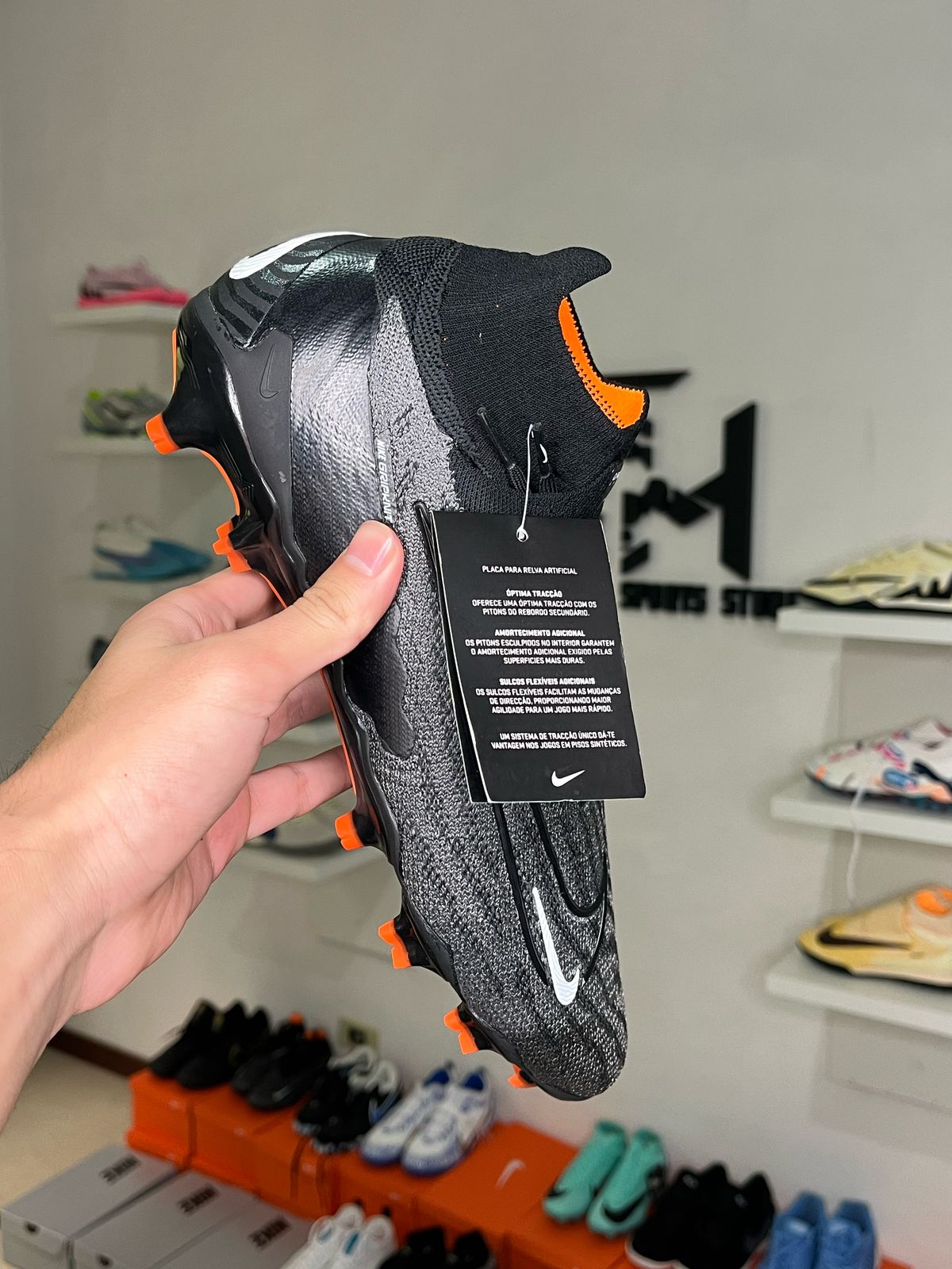 Chuteira Nike Phantom GX Elite Campo (PRONTA ENTREGA)